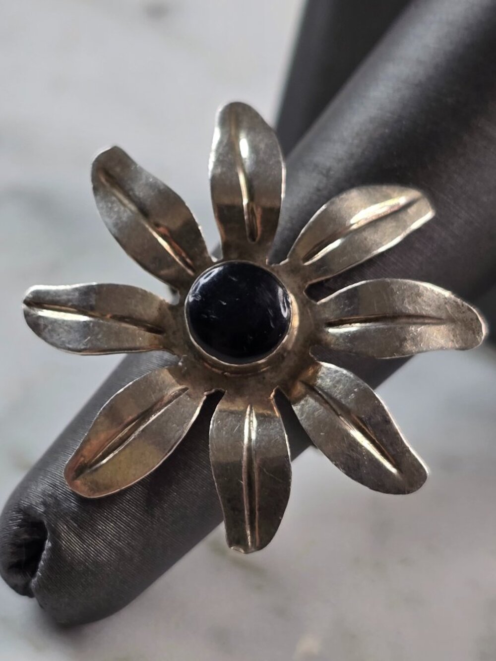 Womens Vintage Estate Sterling Silver Flower Ring 5.3g E1931